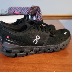On Women's Cloud X 4 Training Shoes Black Size 7